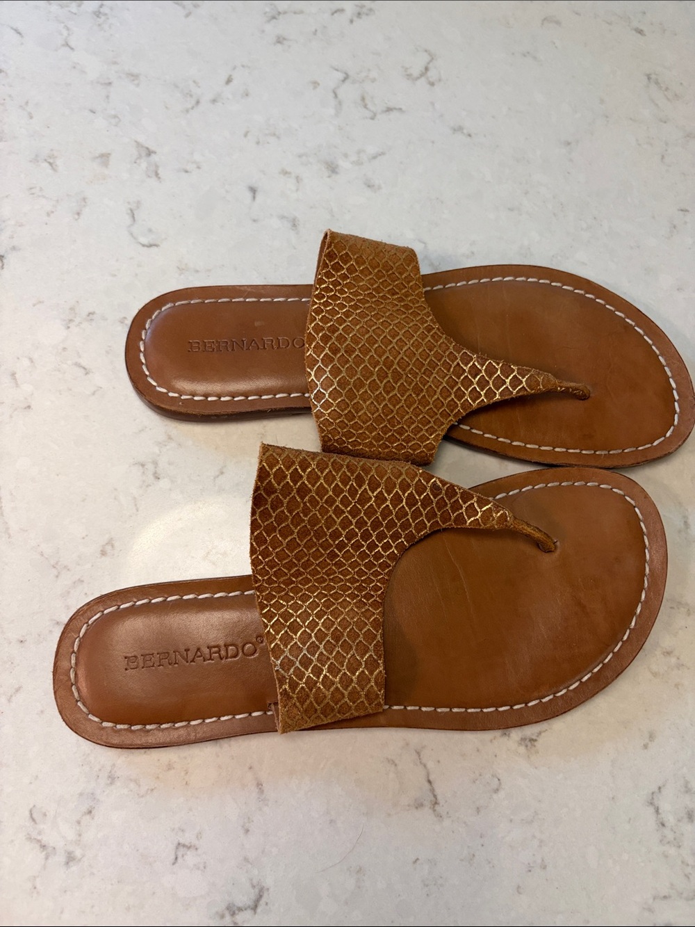 Bernardo Cognac Textured Leather Thong Sandals